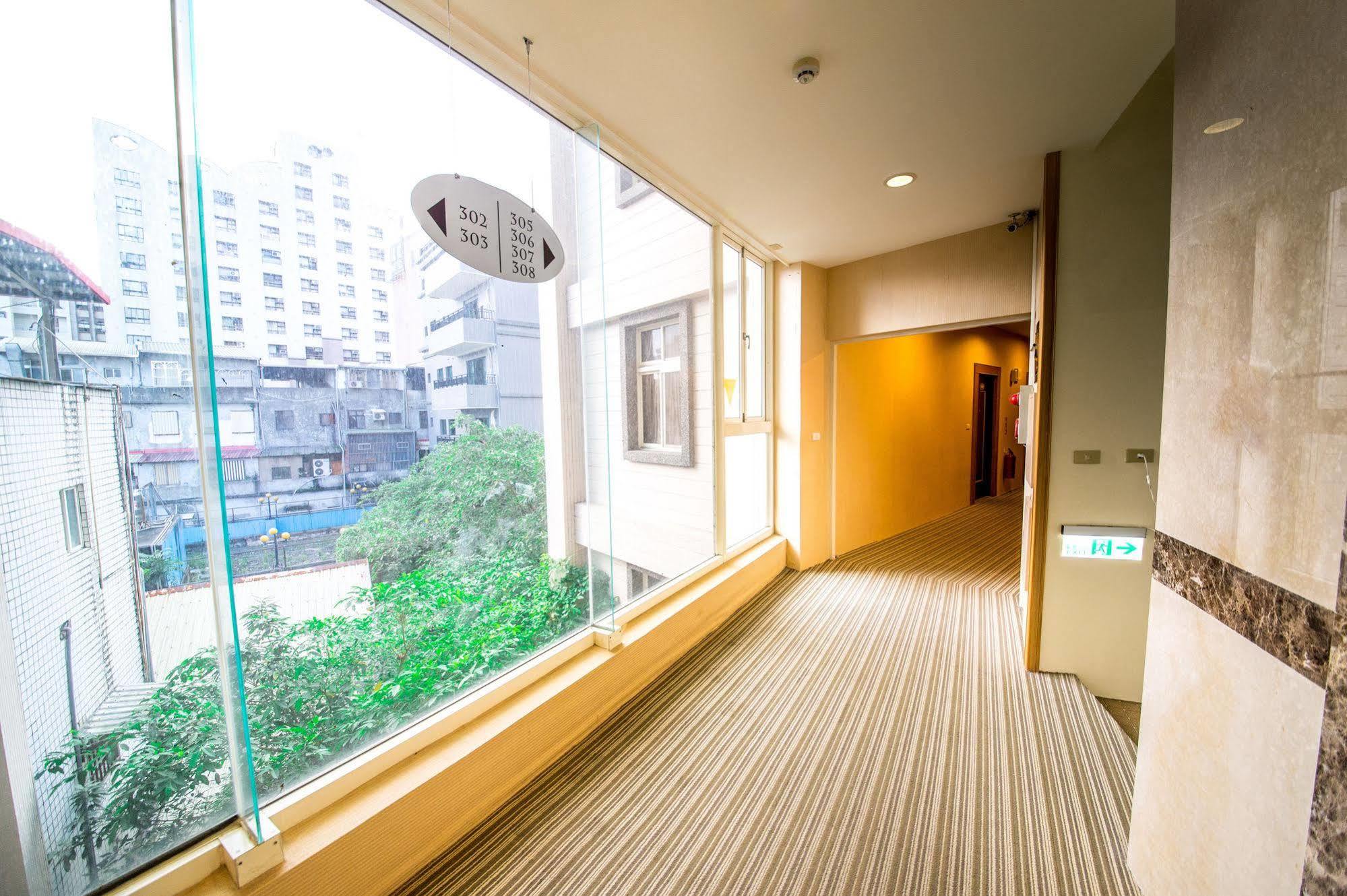 Aoike Hot Spring Hotel Jiaoxi Bagian luar foto